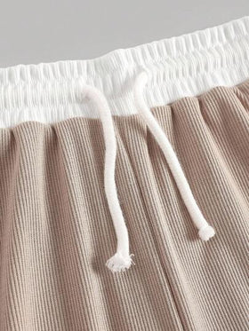SHEIN Girlism مجموعة قميص كاجوال مضلع بألوان متباينة وبنطلون فضفاض بجيب للخصر للمراهقات، ملابس رياضية شوارعية، مناسبة للربيع/الصيف، المدرسة، كرة القدم، الخارج