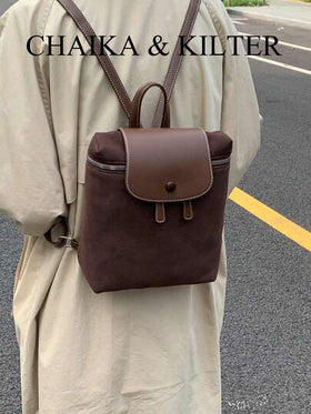 1 حقيبة يد من قماش الجلد الأحادي اللون من CHAIKA & KILTER، حقيبة ظهر كاجوال متعددة الوظائف للنساء بطراز عتيق، يمكن استخدامها كحقيبة كتف أو حقيبة متقاطعة، مناسبة للتسوق اليومي (تباع مع قلادة)