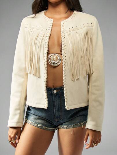 MISSGUIDED جاكيت غربي مزين بالشراريب بأسلوب الجلد المدبوغ قصير، طراز بوهيمي لموسم الخريف والشتاء، مبطن، تصميم أمامي مربوط بالسير، كريمي عاجي، للارتداء اليومي العادي