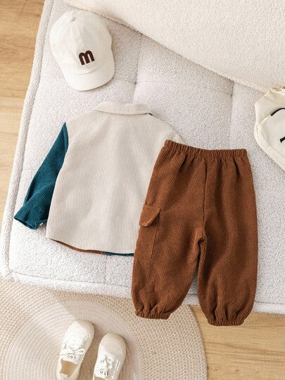 SHEIN مجموعة ملابس طفل ولد 2 قطعة، جاكيت كاجوال جميلة بنمط غزال أخضر وألوان متباينة، طوق من الكوردروي، وبنطلون كارجو بخصر مطاطي، ملابس عيد الميلاد للأطفال الجنسين، ملابس شتوية للأطفال