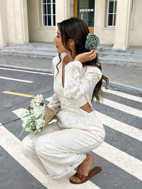 SHEIN Frenchy جمبسوت نسائية بأكمام طويلة وظهر مكشوف بياقة على شكل حرف V وبلون أحادي، مناسبة للارتداء اليومي