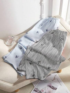 Snug Reverie مجموعة بنطلون للنساء مزين بخطوط زرقاء وسوداء بشكل قلب وفيونكة، ملابس خريف وشتاء، قطعتان