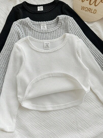 SHEIN LMoss Kids اشتر اثنين واحصل على واحد مجانًا، بدلة طفلة رضيعة كاجوال، بسيطة وجميلة، مع مواد مضادة للخلع، ملابس علوية T-شيرت متعدد الحزم بياقة مستديرة وهيم غير متماثل، مناسب لحفلات عيد الميلاد، حفلات المساء، العروض، حفلات الزفاف، المعمودية، حفلات الاف
