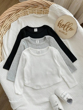 SHEIN LMoss Kids اشتر اثنين واحصل على واحد مجانًا، بدلة طفلة رضيعة كاجوال، بسيطة وجميلة، مع مواد مضادة للخلع، ملابس علوية T-شيرت متعدد الحزم بياقة مستديرة وهيم غير متماثل، مناسب لحفلات عيد الميلاد، حفلات المساء، العروض، حفلات الزفاف، المعمودية، حفلات الاف