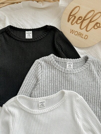 SHEIN LMoss Kids اشتر اثنين واحصل على واحد مجانًا، بدلة طفلة رضيعة كاجوال، بسيطة وجميلة، مع مواد مضادة للخلع، ملابس علوية T-شيرت متعدد الحزم بياقة مستديرة وهيم غير متماثل، مناسب لحفلات عيد الميلاد، حفلات المساء، العروض، حفلات الزفاف، المعمودية، حفلات الاف