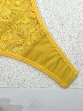 SHEIN طقم ملابس داخلية رومانسي أنيق من الدانتيل الأزهار الفرنسي، ملابس داخلية نسائية مثيرة