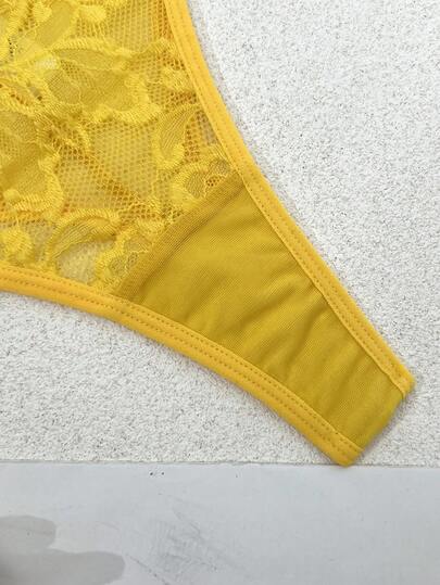 SHEIN طقم ملابس داخلية رومانسي أنيق من الدانتيل الأزهار الفرنسي، ملابس داخلية نسائية مثيرة