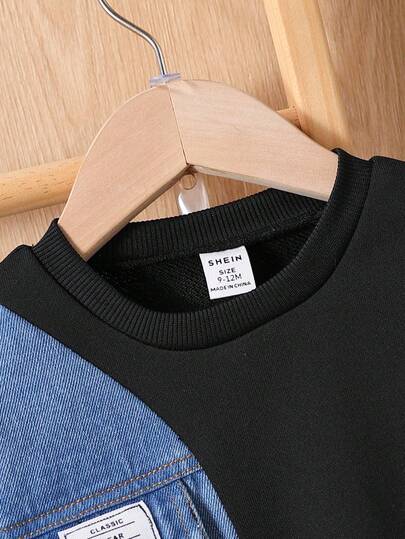 SHEIN مجموعة بنطلون أسود وبلوزة رياضية بياقة طاقم من الجينز المرقع للأطفال الصبيان، ملابس يومية عادية
