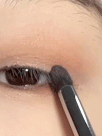 SHEGLAM لوحة ظلال العيون غير اللامعة بورغوندي 12 لونًا، ظلال عيون لامعة معدنية لؤلؤية ناعمة وناعمة ذات صبغة عالية، مستحضرات تجميل العيون، ظلال عيون لحفلات عيد الميلاد السوداء علامة تجارية جمال مكياج ميكب مستحضرات تجميل للنساء الفتيات مثالي لفصل الشتاء الر