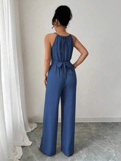 SHEIN PETITE جمبسوت قصيرة نسائية كاجوال من قماش كريب بتصميم عنق حلقة مزين بالخرز وربطة خصر بأزرار، مناسبة للربيع والصيف