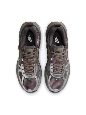 Nike حذاء رياضي كاجوال كتلي رجالي من نايك V2K RUN ريترو HQ1678-200