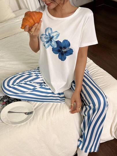 SHEIN مجموعة بيجامة قصيرة الأكمام كاجوال للنساء بطبعات زهرية وخطوط، بنطلون بيجامة مخطط للنساء، مجموعات بيجامة للنساء، بنطلونات مجموعات استرخاء صيفية للنساء، مجموعات بيجامة زهرية للنساء، مجموعات بيجامة صيفية للنساء