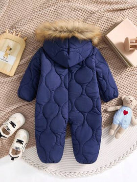 SHEIN جمبسوت سميكة مبطنة بنسيج مخملي مع كابوت للأطفال الرضع، مناسبة للعب في الثلج والاستخدام الداخلي والخارجي في فصلي الخريف والشتاء