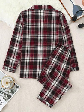 SHEIN بدلة بيجاما كاجوال قطعتين من ملابس علوية كم طويل وبنطال ذات طراز كلاسيكي أحمر وأبيض مربعات، ملابس خريف وشتاء