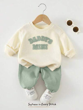 Cozy Pixies مجموعة من قميص ثقيل كرو نيك طويل الأكمام مطبوع بحرف للأطفال الصبيان وبنطلون جوجر بخصر مطاطي، قطعتان