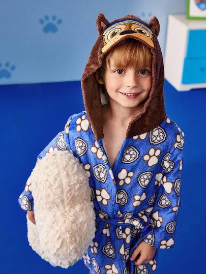 SHEIN | PAW Patrol رداء فرو مبطن بقلنسوة ذات أذن مطبوع عليها بصمات أقدام كلب وصورة طفل صغير وكلب لطيف، ملابس منزلية مناسبة للخريف والشتاء