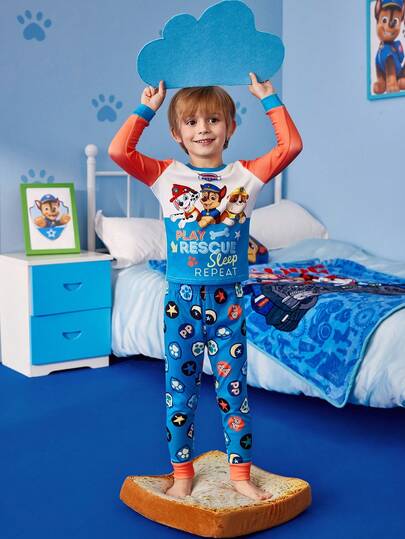 SHEIN | PAW Patrol بيجامة طفل صبي مكونة من ملابس علوية كم طويل وبنطلون مع طباعة كرتونية لجرو ملون، مناسبة للخريف والشتاء
