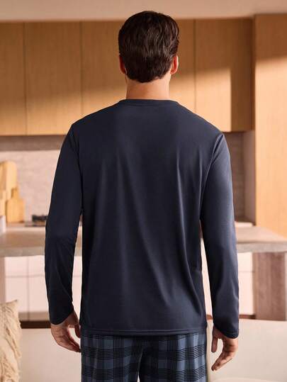 Manfinity Underwear&Sleepwear Basics ملابس علوية رجالية بياقة مستديرة وأكمام طويلة للارتداء المنزلي اليومي، ملابس نوم للخريف والشتاء