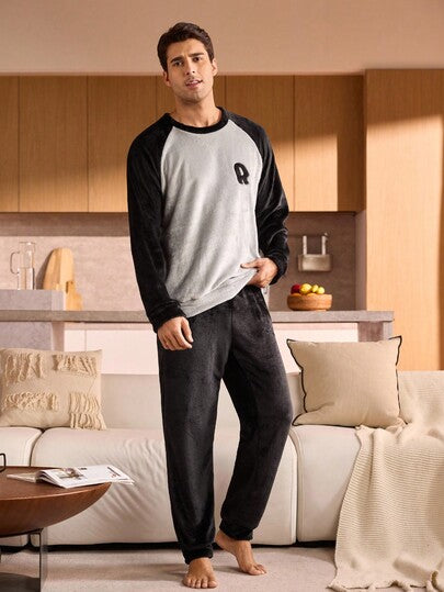Manfinity Underwear&Sleepwear Basics بيجامة رجالية مجموعة سروال وبلوزة طويلة الأكمام، بتصميم لحمة الألوان والقطع المتباينة، دافئة ومريحة للخريف والشتاء