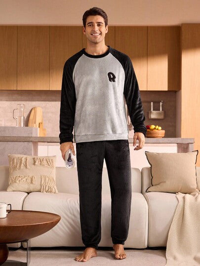 Manfinity Underwear&Sleepwear Basics بيجامة رجالية مجموعة سروال وبلوزة طويلة الأكمام، بتصميم لحمة الألوان والقطع المتباينة، دافئة ومريحة للخريف والشتاء