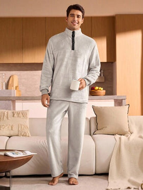 Manfinity Underwear&Sleepwear Basics بدلة رياضية رجالية من الفليس ذات ياقة عالية وأزرار نصفية، ملابس علوية بأكمام طويلة وبنطال فضفاض، بتصميم مريح وناعم، ملابس خريف وشتاء