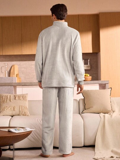 Manfinity Underwear&Sleepwear Basics بدلة رياضية رجالية من الفليس ذات ياقة عالية وأزرار نصفية، ملابس علوية بأكمام طويلة وبنطال فضفاض، بتصميم مريح وناعم، ملابس خريف وشتاء