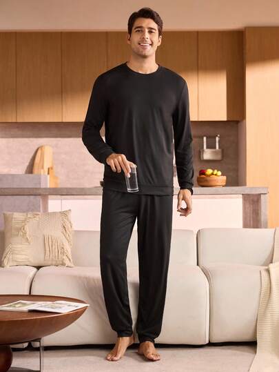 Manfinity Underwear&Sleepwear Basics بيجامة رجالية مكونة من ملابس علوية بياقة طاقم وبنطلون ذات لون واحد، أكمام طويلة، ملابس منزلية للخريف والشتاء