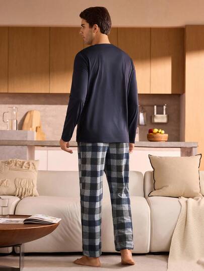 Manfinity Underwear&Sleepwear Basics بدلة نوم رجالية من قطعتين، ملابس علوية بياقة طاقم بأكمام طويلة وبنطال مربعات، ملابس شتوية للرجال مجموعة ملابس منزلية