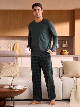 Manfinity Underwear&Sleepwear Basics بيجامة رجالية من قطعتين، ملابس علوية أكمام طويلة أحادي اللون وبنطلون مربعات، ملابس منزلية مريحة للخريف والشتاء، ملابس نوم رجالية
