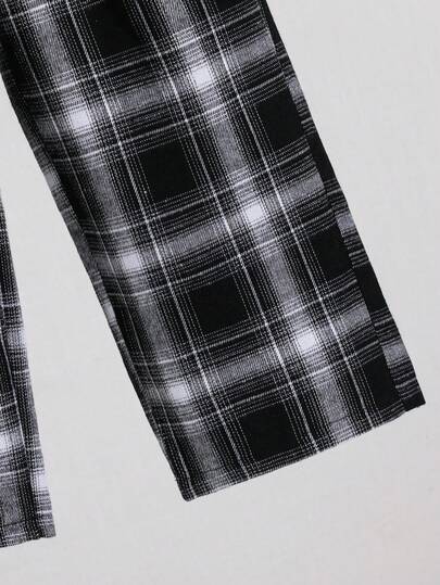 SHEIN طقم بيجامة لصبي المراهق يتكون من تي شيرت بياقة طاقم وأكمام قصيرة مطبوع عليه حروف وبنطلون مربعات