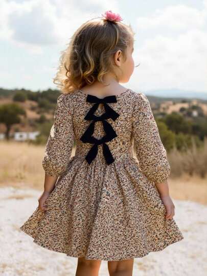Emery Rose Kids Emery Rose Kids فستان شيفون كاجوال مزخرف بنقشة زهور صغيرة للفتيات الصغيرات