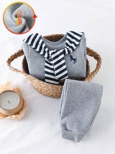 SHEIN Playful Pals 3 قطع طقم ملابس شتوية للأطفال الرضع الصبيان، يتكون من بلوزة رقبة طاقم مطرزة بنمط مبطنة حرارياً وبنطال ذو طوق شال مخطط، مجموعة ملابس كاجوال للأطفال الرضع في فصل الخريف والشتاء