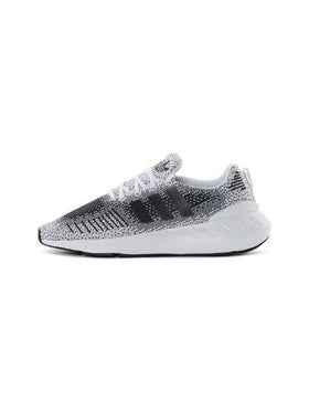 Adidas أحذية الجري الرجعية للأزواج ذات الكعب السميك، أنيقة، مريحة، متعددة الاستخدامات GZ3507