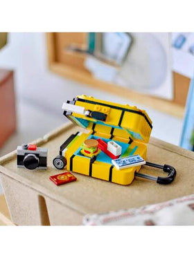 LEGO 184 قطعة حقيبة سفر صفراء، مناسبة كهدية للأطفال