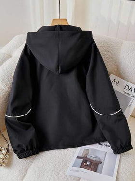 SHEIN جاكيت كاجوال متعدد الاستخدامات للبنات، أسود مع حبل أبيض للزينة، أساور مطاطية، أزرار معدنية فضية، مناسب للمدرسة والتنقل والخروجات والرياضة، يمكن ارتداؤه مع بلوزات طويلة الأكمام وبنطلونات
