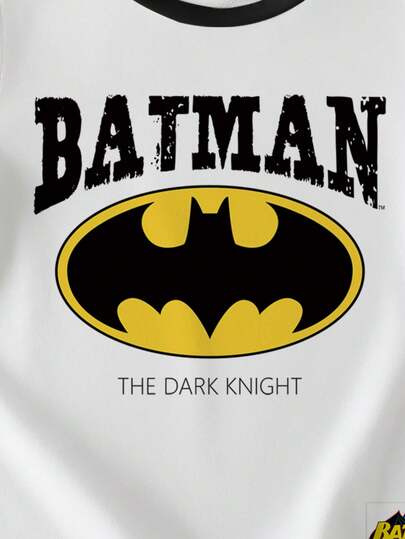 BATMAN X SHEIN قميص تي شيرت قصير الأكمام للأولاد في الصيف، بتصميم كاجوال شارع، مزين برسم الخفاش والحروف الجرافيكية والخطوط المتعرجة