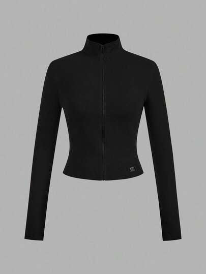 SHEIN EZwear قطعتان من ملابس اليوغا والياقة البدنية المرنة المصممة بشكل مثالي باللونين الأبيض والأسود، تي شيرت بأكمام طويلة مزين بطباعة حرفية أنيقة مناسبة للخريف والشتاء