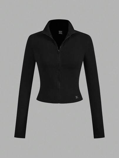 SHEIN EZwear قطعتان من ملابس اليوغا والياقة البدنية المرنة المصممة بشكل مثالي باللونين الأبيض والأسود، تي شيرت بأكمام طويلة مزين بطباعة حرفية أنيقة مناسبة للخريف والشتاء