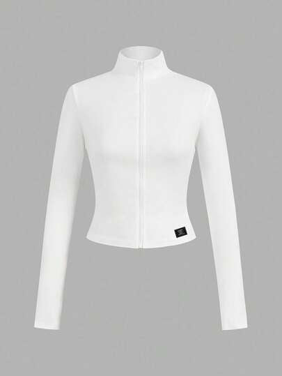 SHEIN EZwear قطعتان من ملابس اليوغا والياقة البدنية المرنة المصممة بشكل مثالي باللونين الأبيض والأسود، تي شيرت بأكمام طويلة مزين بطباعة حرفية أنيقة مناسبة للخريف والشتاء
