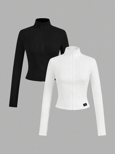SHEIN EZwear قطعتان من ملابس اليوغا والياقة البدنية المرنة المصممة بشكل مثالي باللونين الأبيض والأسود، تي شيرت بأكمام طويلة مزين بطباعة حرفية أنيقة مناسبة للخريف والشتاء