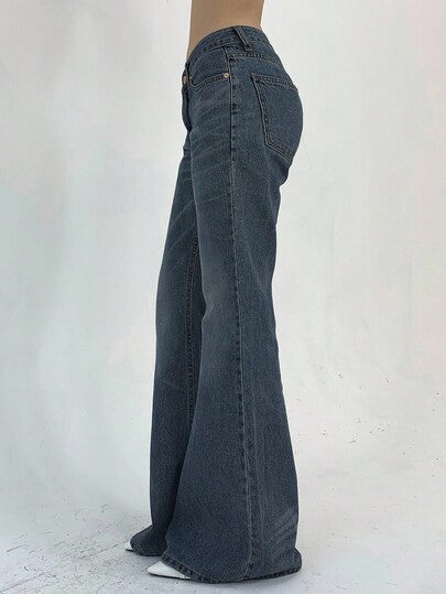 DAZY بنطلون جينز ذو قصة واسعة للنساء بجيوب وخصر منخفض من قماش الدنيم ذو لون أحادي رمضان