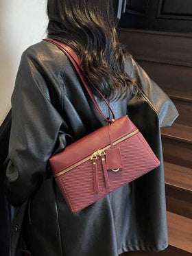 حقيبة يد على شكل كاميرا قديمة، حقيبة صندوق بنتو، حقيبة صندوق غداء بملمس ليتشي، حقيبة كتف/إبط للتنقل عالية الجودة لموسم خريف/شتاء 2025، حقيبة كروس بودي بطراز رجعي