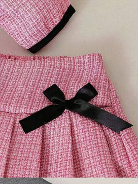 Elladie kids مجموعة فتاة صغيرة مكونة من 2 قطعة: جاكيت بأكمام طويلة مطبوع بنمط المربعات مع أزرار اللؤلؤ وزخرفة الفيونكة، مقترنة بتنورة وردية مطوية، مناسبة للحفلات وأعياد الميلاد والأسلوب الأميري، للربيع والخريف