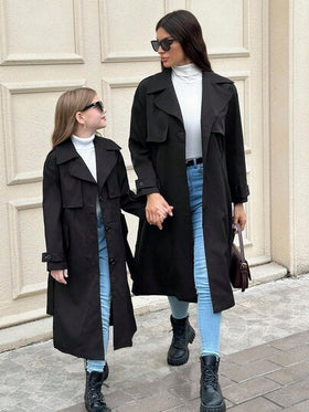 SHEIN Serisse Kids معطف طويل فضفاض مزين بوشاح وجيب وربطة عنق للفتيات المراهقات، بأسلوب عسكري كاجوال، مناسب للتنقل والأنشطة الخارجية، للعودة إلى المدرسة، ملابس متطابقة للأم والابنة