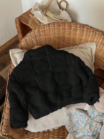 SHEIN LMoss Kids معطف فتاة طفل لطيف وكاجوال من الفرو مع طبعة قلب، مثالي للخريف والشتاء