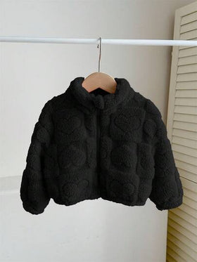 SHEIN LMoss Kids معطف فتاة طفل لطيف وكاجوال من الفرو مع طبعة قلب، مثالي للخريف والشتاء