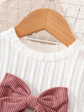 Elladie kids ملابس علوية كاجوال طويلة الأكمام بياقة طاقم مع زخرفة فراشة وكشكشة للفتيات من عمر 4-7 سنوات، وتنورة وردية من الكوردروي مطاطية الخصر مطوية، مناسبة للارتداء اليومي والخروجات الكاجوال