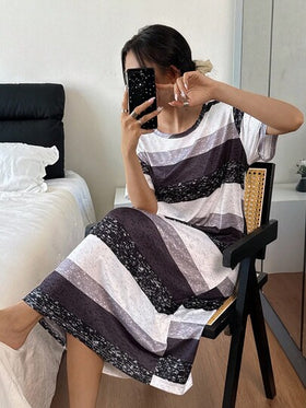SHEIN فستان نوم كاجوال للنساء بأكمام قصيرة مخطط، بياقة دائرية، صيفي، فستان ليلي موموو