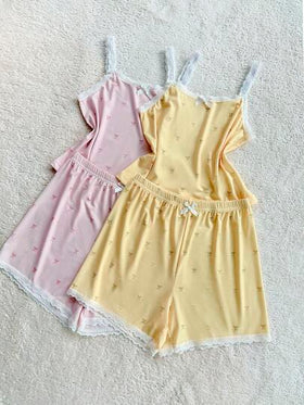 SHEIN 4 قطع طقم بيجامة مكون من سروال قصير وكامي مزين بالدانتيل والطباعة بالفراشات، للبنات الكبيرات