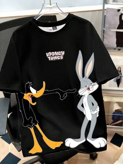 Looney Tunes X Manfinity Manfinity Joysei تي شيرت كاجوال للرجال بياقة مستديرة وأكمام قصيرة، بطبعات كرتونية، صيفي
